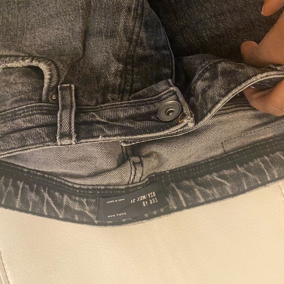 Zara man greyish black jeans I’m like new condition - Picture 5 of 6